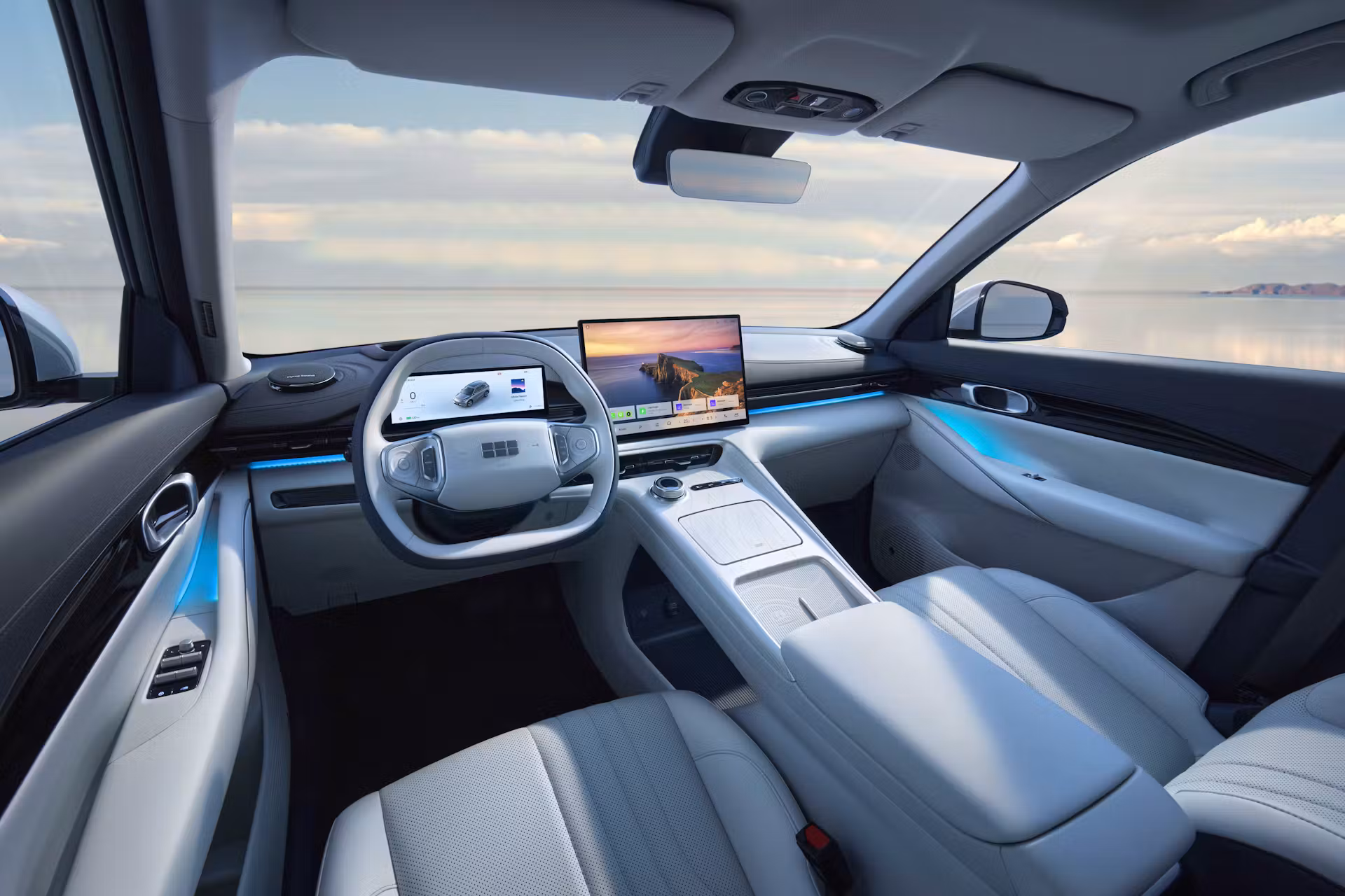 Pantalla multimedia de 15,4 pulgadas e interior tecnológico del Geely E5 PRO