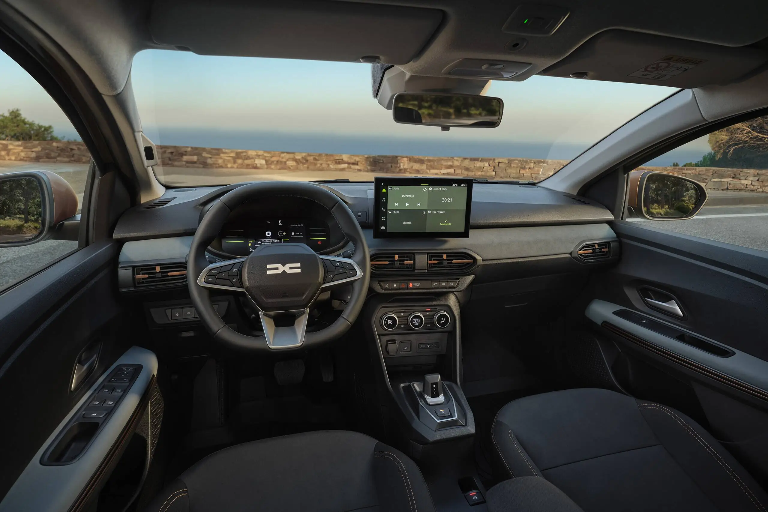 Interior del Dacia Sandero Stepway Essential ECO-G de renting en Málaga