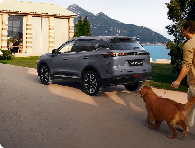 Oferta renting EBRO S700 HEV Comfort interior