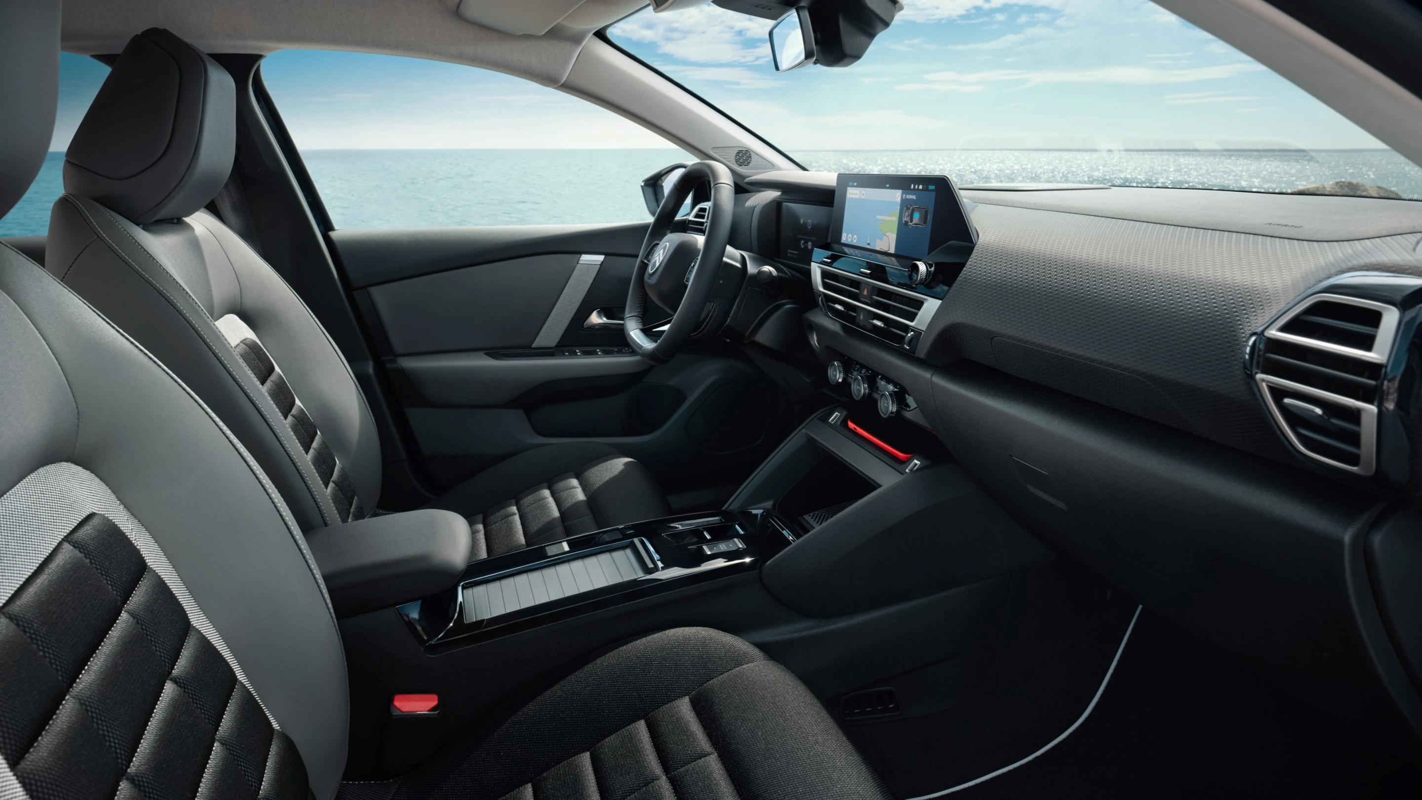 Oferta renting Citroën C4 Hybrid Plus equipamiento