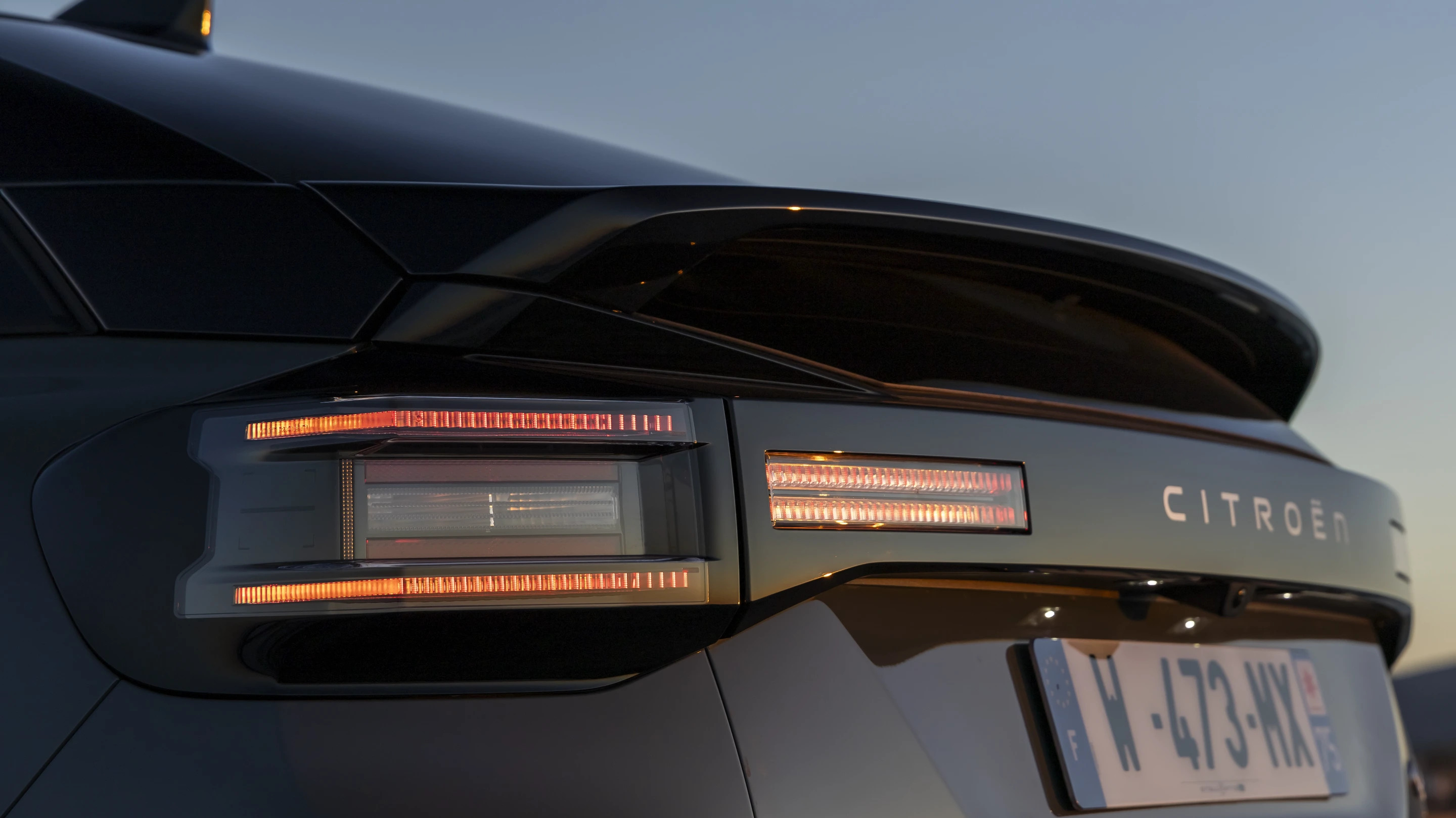 Oferta renting Citroën C4 Hybrid Pure interior