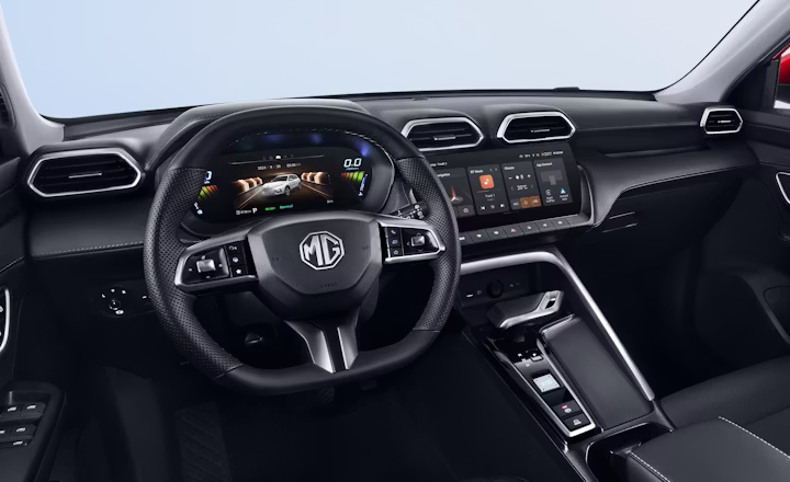 Interior tecnológico del MG ZS Hybrid+ Business de renting