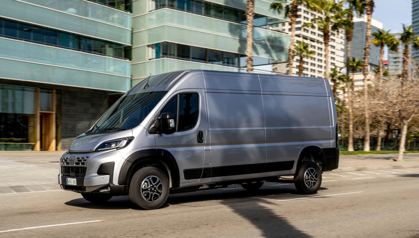 Oferta renting Fiat Ducato Easy Pro 2.8T L2H1 exterior