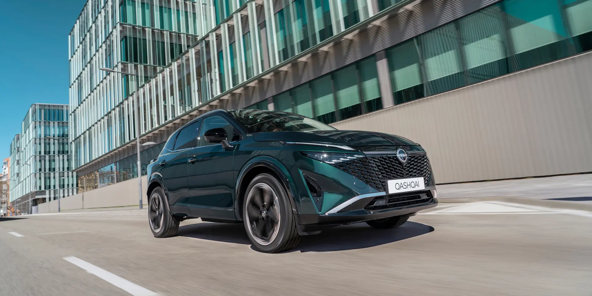 Nissan Qashqai mHEV etiqueta ECO de renting