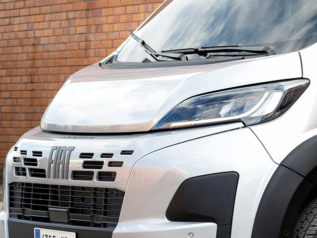 Diseño frontal del Fiat Professional E-Ducato eléctrico