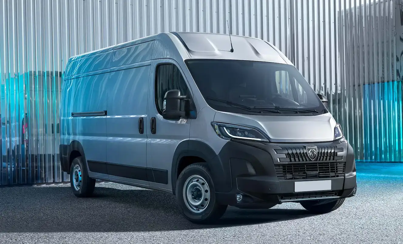 Oferta renting Peugeot Boxer exterior