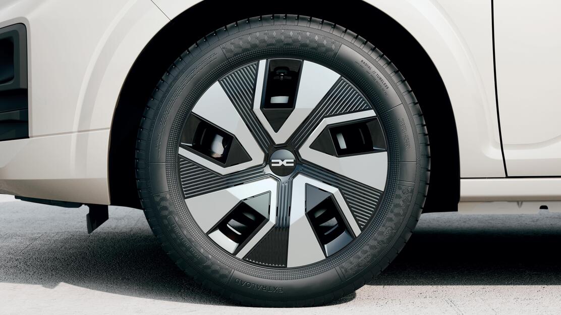Detalle exterior del Dacia Sandero Stepway Essential ECO-G de renting en Málaga