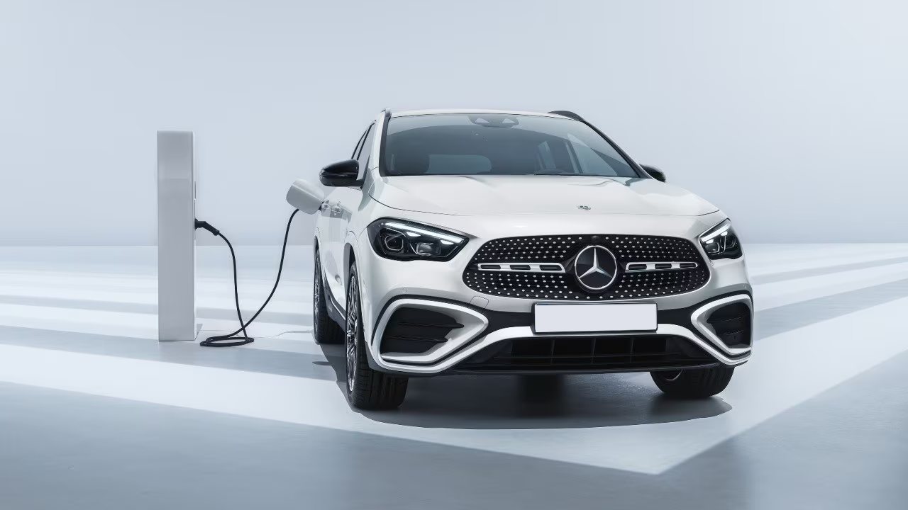 Oferta renting Mercedes Benz GLA equipamiento